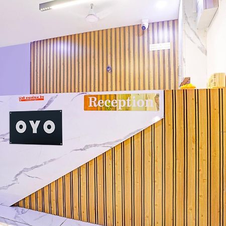 Hotel O Patang 24 아흐메다바드 외부 사진